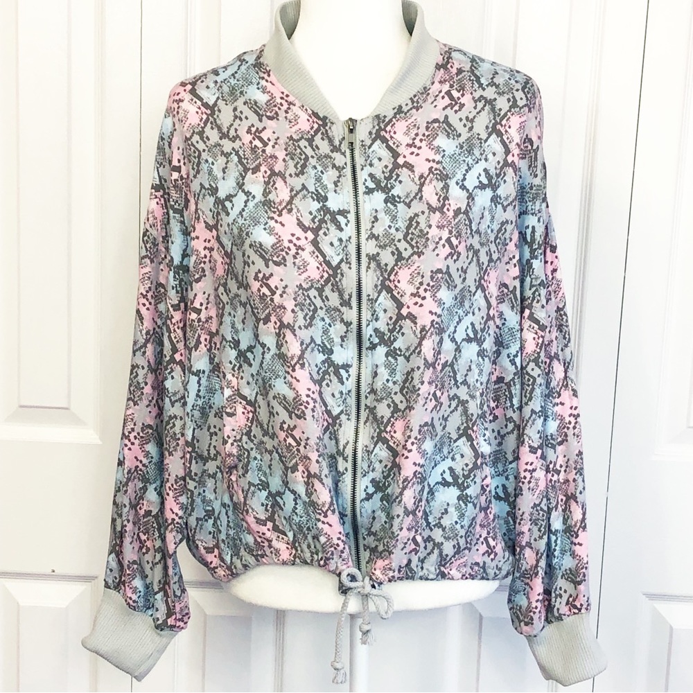 Steve Madden Light Gray Multi Reptile Snakeskin Print Zip Bomber Jacket XL